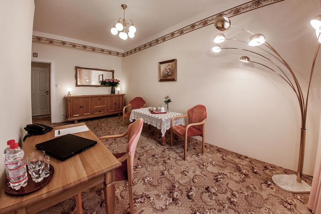 Adler Bed & Breakfast Swarzędz Dış mekan fotoğraf
