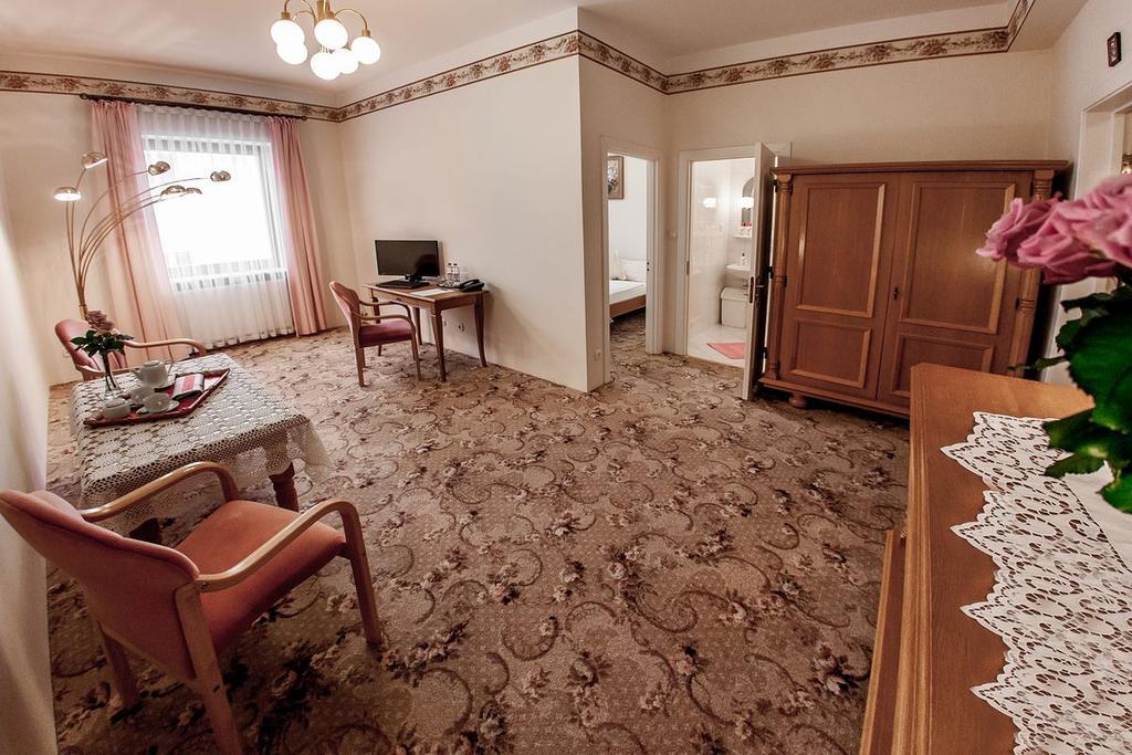 Adler Bed & Breakfast Swarzędz Dış mekan fotoğraf
